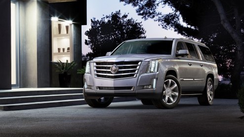 Cadillac introduceert de nieuwe Escalade 6.2 V8 model 2015, die begin volgend jaar op de markt komt.